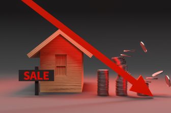 US Home Sales Plummet in May Amid High Rates and Record Prices