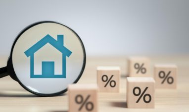 US Mortgage Rates Drop, Triggering Refinancing Surge