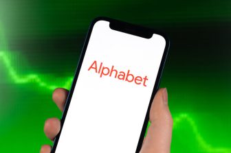 Alphabet Shares Plunge on Breakup Risk