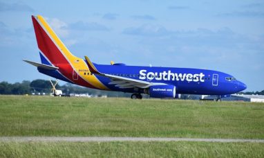 Southwest Airlines Strategic Transformation Under Scrutiny