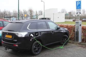 BYD Shares Plunge After Profit Drop