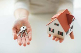 Realtor.com® July Luxury Housing Report: Luxury Threshold Falls for 29th Straight Month as Regional Markets Take Different Paths